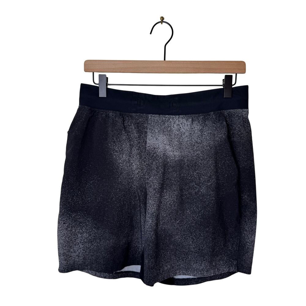 Lululemon T.H.E. Short Linerless 7" Updated Ocean Spray Ice Grey Black MEDIUM